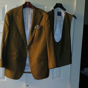 Men's Brown/Tan Suit Jacket and Vest